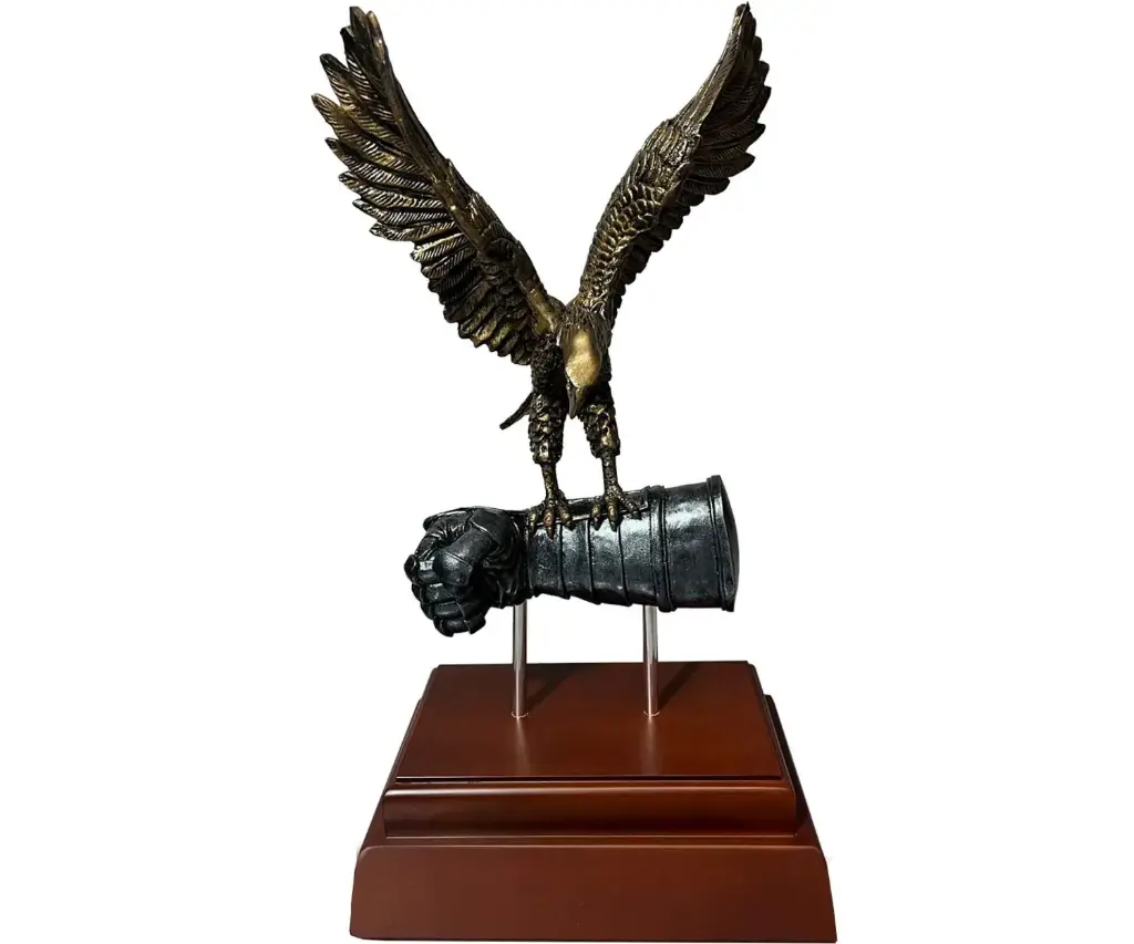 Azor de Aviación sobre guante empuñado